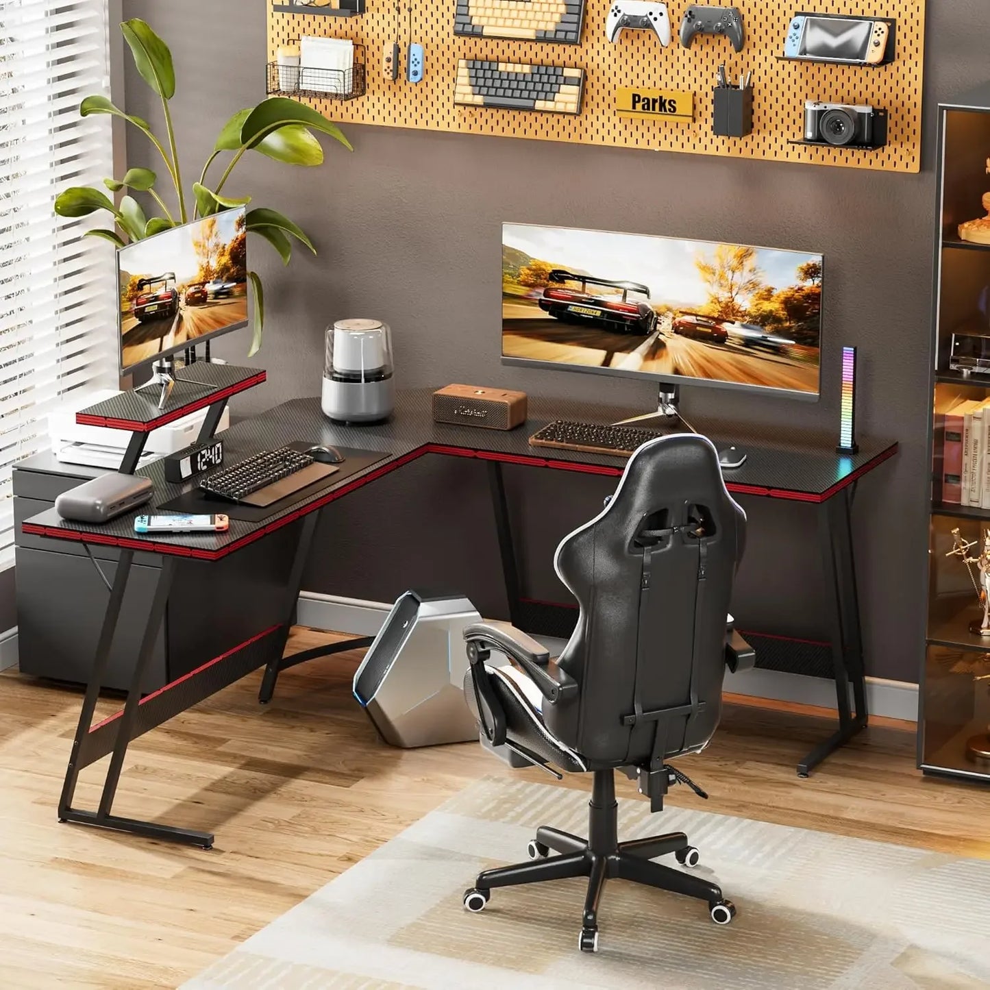 PocketTech™️- Corner Desk